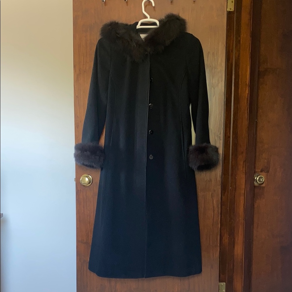 Marvin Richards Elegant Black Wool Coat with Genuine Fox Fur Trim - size 12P